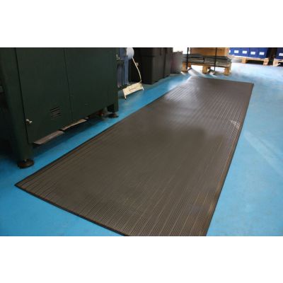 Kumfi Rib Industrial Safety Mat Roll 120cm x 18.3m